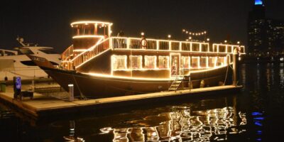 dhow cruise dubai canal