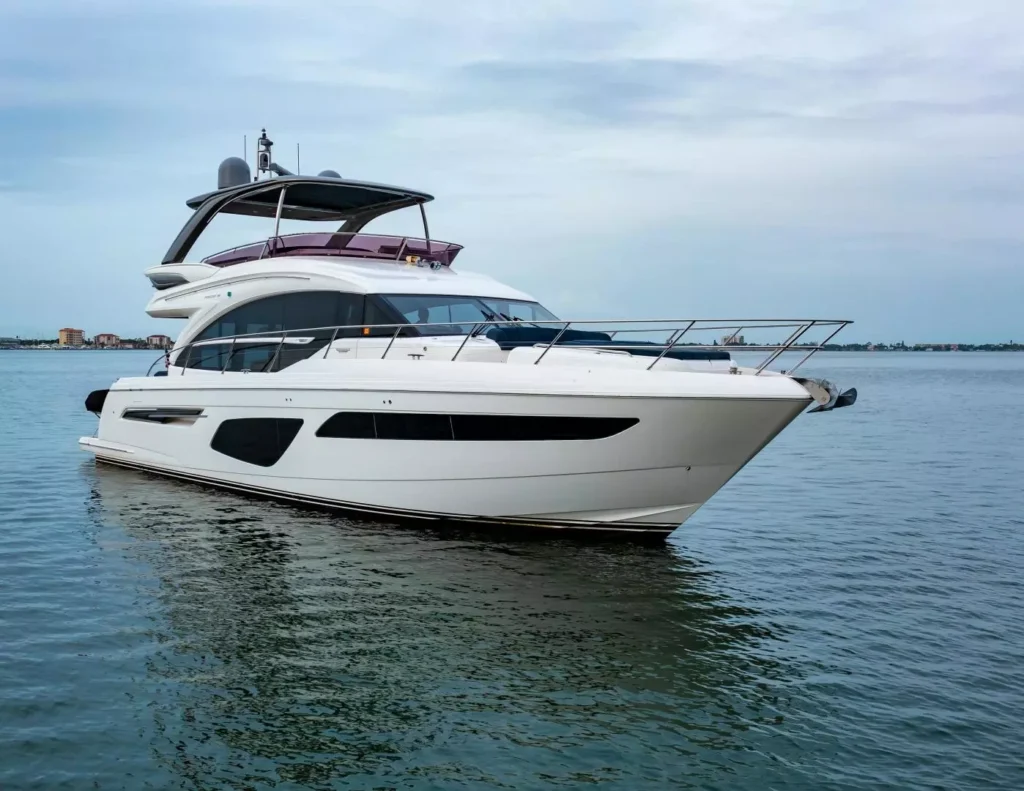 37Ft Luxury Yacht